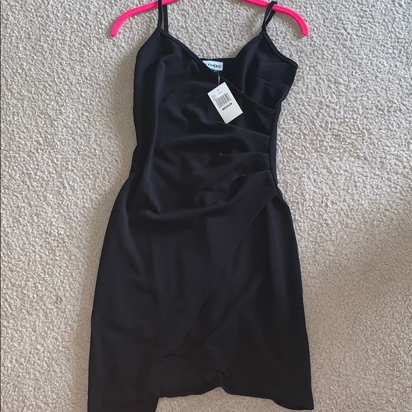 Almost Famous Dresses & Skirts - “Almost famous” black shift dress